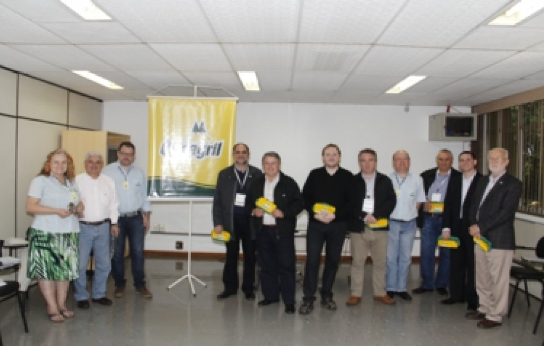  Cooperativistas argentinos visitam a Copagril