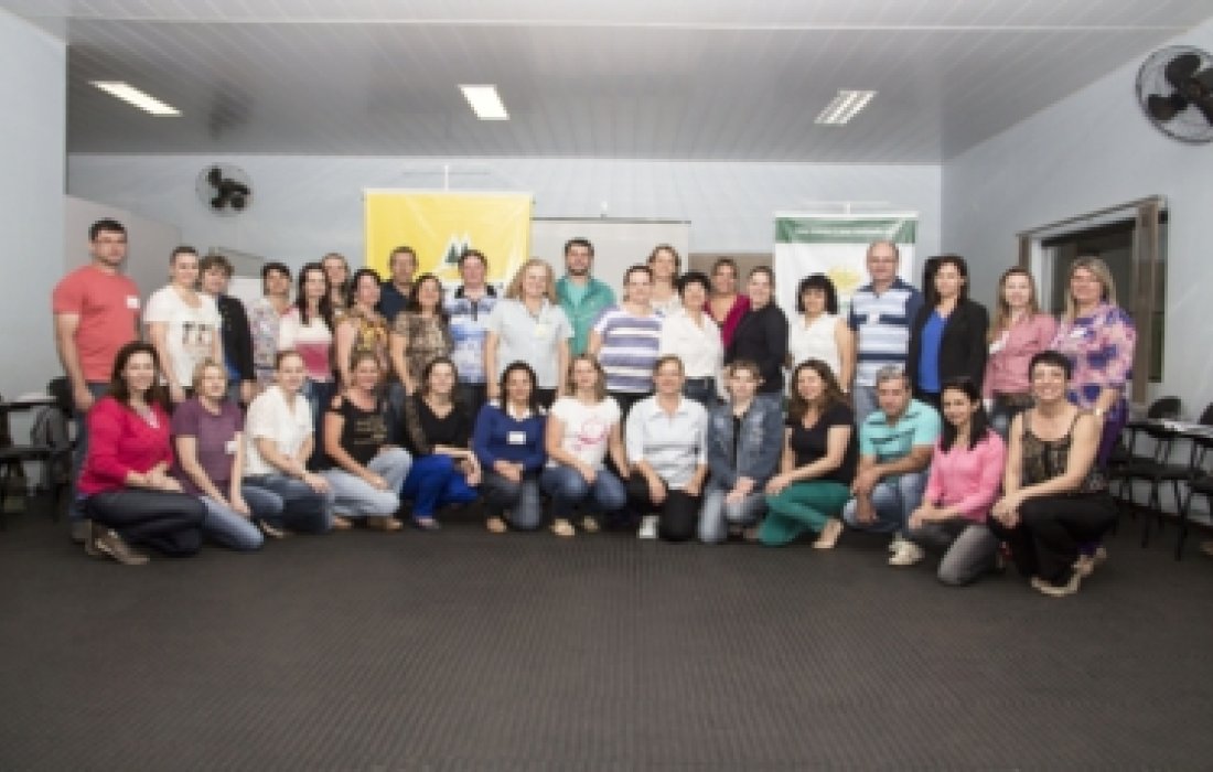  Professores do Programa Cooperjovem recebem capacita&ccedil;&atilde;o