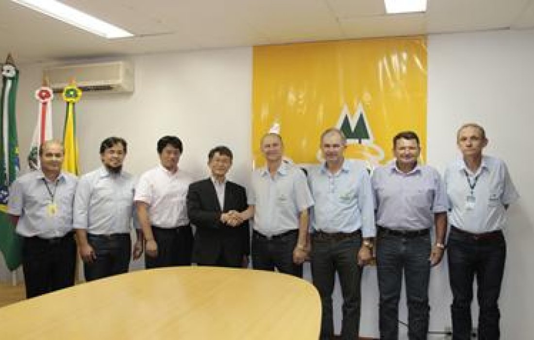 Representantes de empresa japonesa visitam a Copagril para fortalecer parcerias