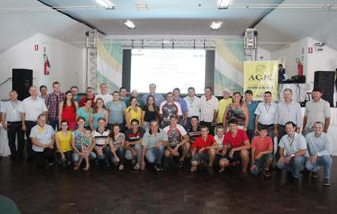 ACJC: comit&ecirc;s recebem premia&ccedil;&otilde;es no concurso dos Projetos Agr&iacute;colas
