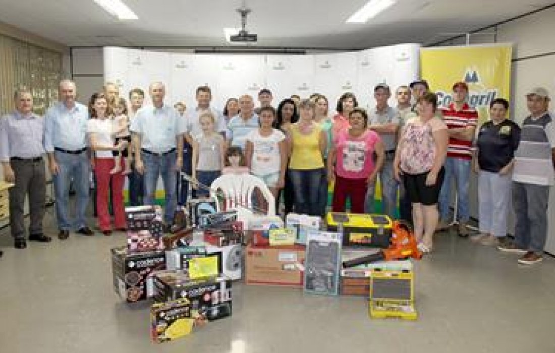 Copagril realiza entrega de pr&ecirc;mios do sorteio da Expo Rondon