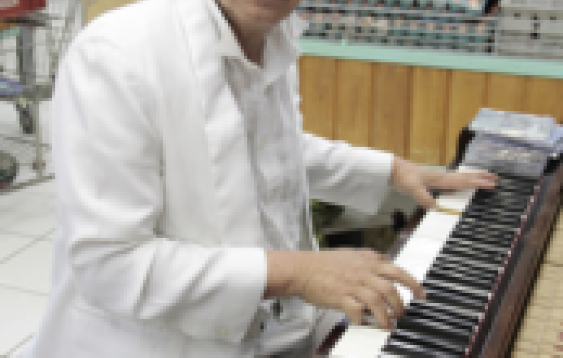 UM TOQUE DE ARTE DURANTE AS COMPRAS