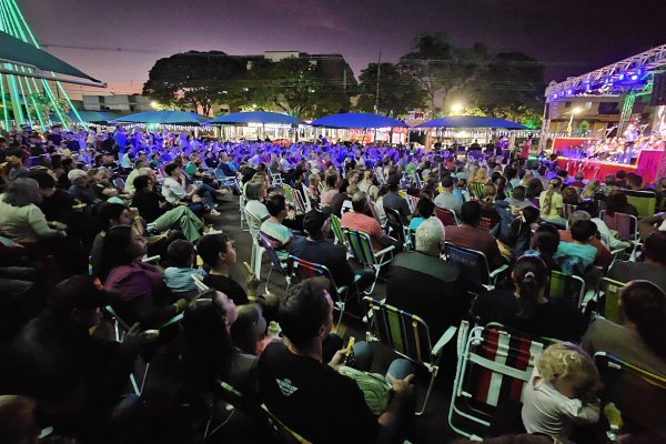 Natal Copagril 2025 &eacute; sucesso e encanta p&uacute;blico, reunindo fam&iacute;lias em noite de celebra&ccedil;&atilde;o