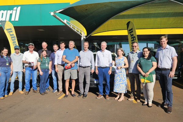 Ganhadores do Show de Pr&ecirc;mios Agroshow recebem premia&ccedil;&atilde;o em Marechal C&acirc;ndido Rondon