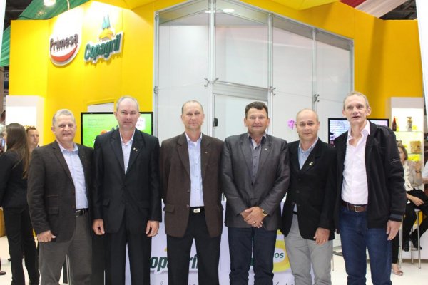 Copagril oferece oportunidade de neg&oacute;cios na Expo Rondon 2015