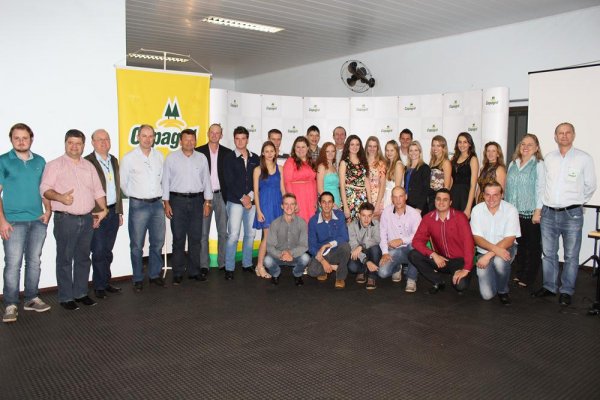 Formatura do Curso de Lideran&ccedil;a Jovem &eacute; marcada por emo&ccedil;&atilde;o