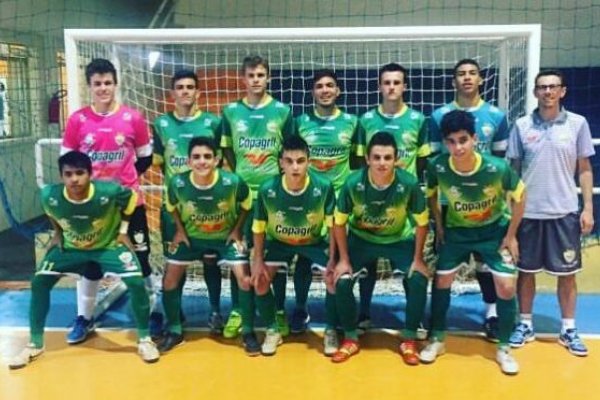 Sub-17 da Copagril garante a vaga para a 2&ordf; fase da Ta&ccedil;a Paran&aacute;