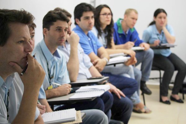 Treinamentos enfocam produ&ccedil;&atilde;o de ra&ccedil;&otilde;es de qualidade na Copagril