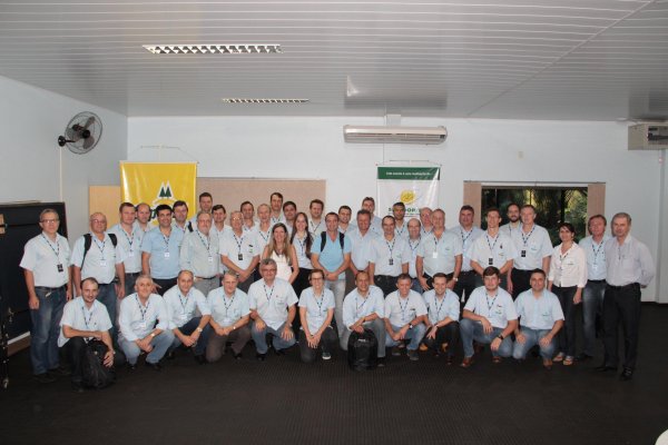 Copagril capacita primeira turma de gestores de cooperativas do Paran&aacute; 