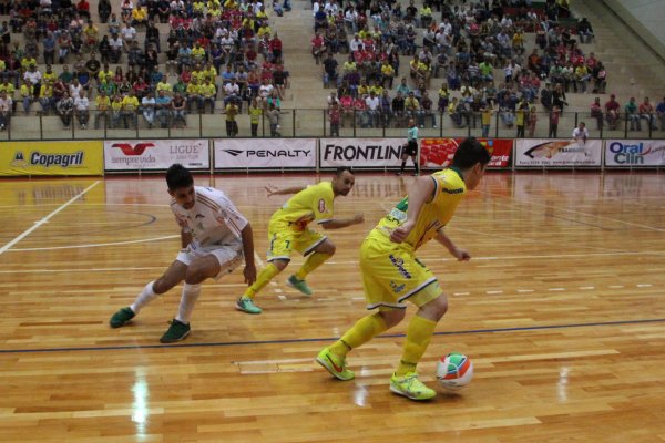 Jogo termina empatado em 3x3 contra o S&atilde;o Lucas de Paranava&iacute;
