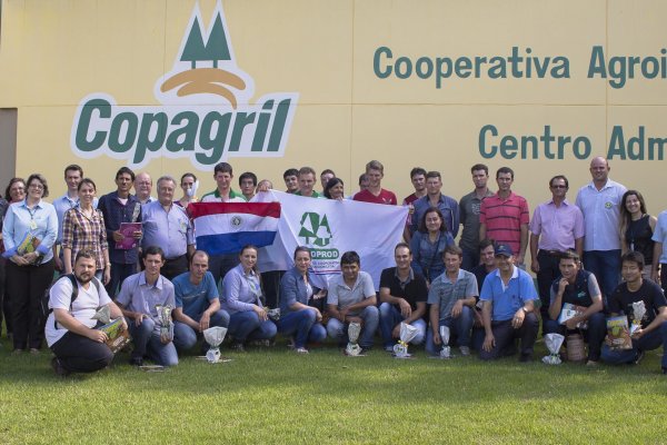 Copagril recebe visita de comitiva do Paraguai