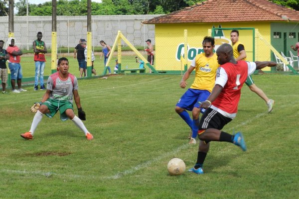 Doming&atilde;o Esportivo promove integra&ccedil;&atilde;o na AACC