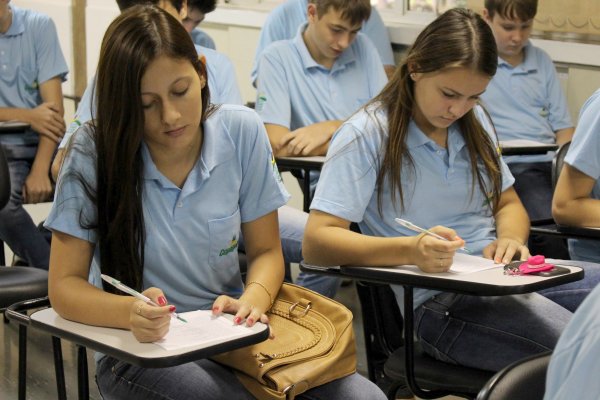 Copagril acolhe novos jovens aprendizes
