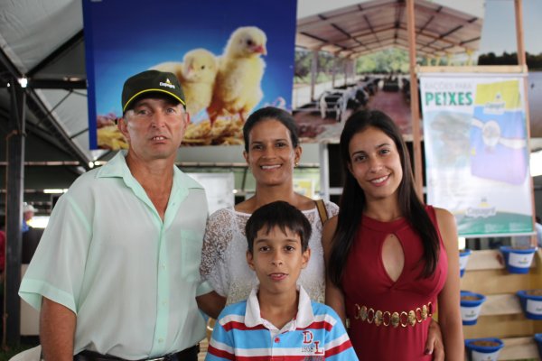Visitantes expressam satisfa&ccedil;&atilde;o com novidades apresentadas no Dia de Campo