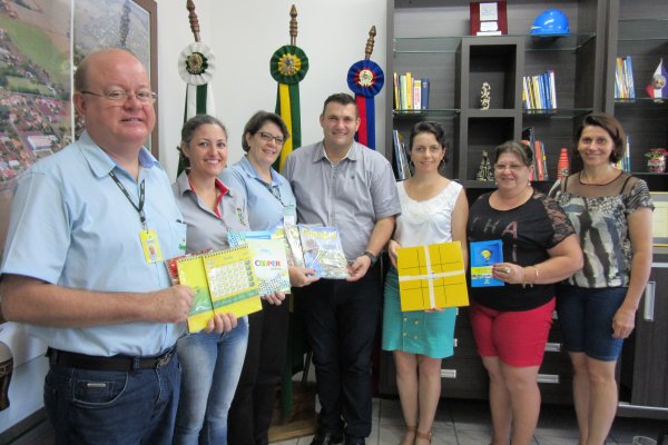 Mais dois munic&iacute;pios mant&ecirc;m parceira com a Copagril no Programa Cooperjovem