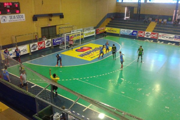 Copagril faz 5 x 3 contra Cascavel em jogo-treino