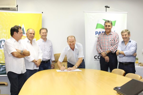 Copagril integra projeto in&eacute;dito em parceria com Prefeitura e Cohapar