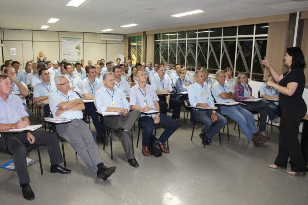 Profissionais da Copagril recebem treinamento sobre o projeto e-Social