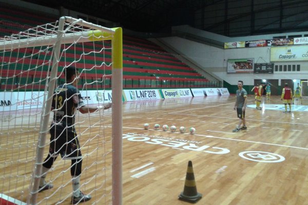 Copagril enfrenta o Dois Vizinhos hoje pelo Paranaense Chave Ouro
