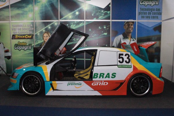 Postos Copagril trazem Simulador de Corridas da Stock Car para a Expo Rondon