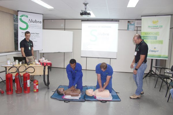Curso de Brigada de Inc&ecirc;ndio capacita funcion&aacute;rios da Copagril
