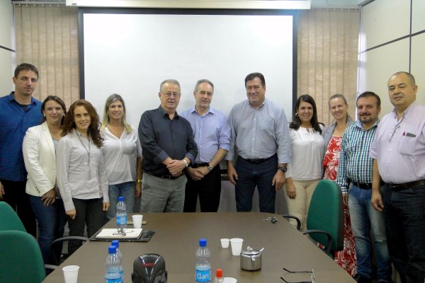 IAP analisa licenciamento ambiental para instala&ccedil;&atilde;o de frigor&iacute;fico da Frimesa em Assis Chateaubriand