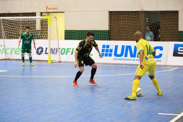 Copagril Futsal empata e precisar&aacute; vencer fora de casa para se classificar na Liga Nacional