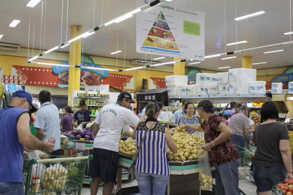 Supermercados Copagril promovem Dia Imbat&iacute;vel com muitas ofertas hoje