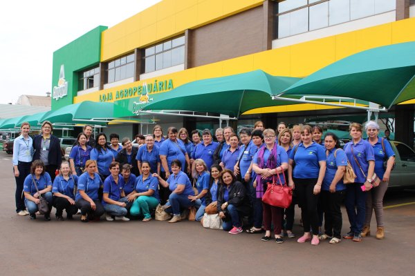 Copagril recebe comitiva de mulheres cooperativistas do Paraguai