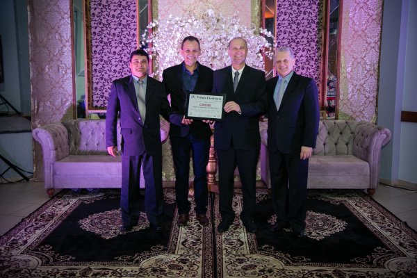 Copagril recebe tr&ecirc;s pr&ecirc;mios de excel&ecirc;ncia em Gua&iacute;ra