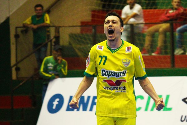 Copagril Futsal anuncia oficialmente quatro refor&ccedil;os para a temporada 2018