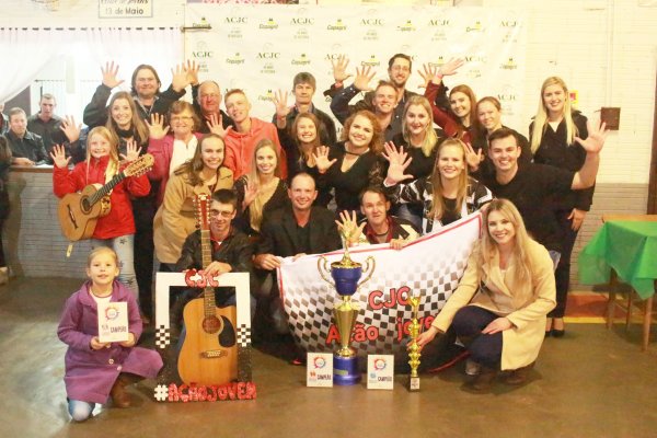Comit&ecirc; A&ccedil;&atilde;o Jovem &eacute; pentacampe&atilde;o da Maratona Cultural da ACJC