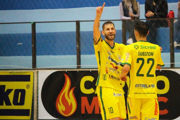 Visando retomar a lideran&ccedil;a da S&eacute;rie Ouro, Copagril Futsal enfrenta o Guarapuava nessa ter&ccedil;a-feira