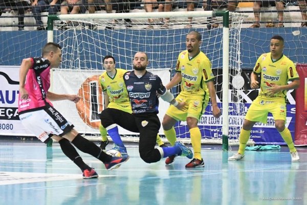Copagril Futsal vence o Marreco e se garante na lideran&ccedil;a do Campeonato Paranaense