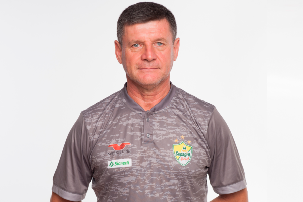 Paulinho Sananduva n&atilde;o ser&aacute; t&eacute;cnico da Copagril Futsal em 2019
