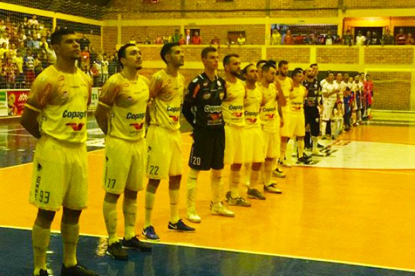 AACC Copagril Futsal faz boa atua&ccedil;&atilde;o mas fica no empate diante do Amp&eacute;re