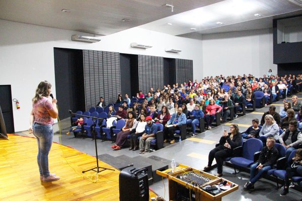 Grande presen&ccedil;a do p&uacute;blico marca primeira etapa da Maratona Cultural da ACJC