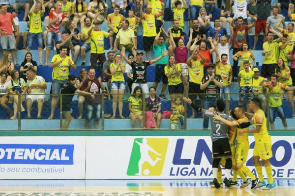 Copagril estreia na Liga Paran&aacute; em noite de tr&ecirc;s jogos no Ney Braga