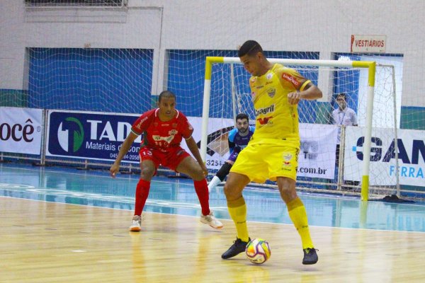 AACC Copagril enfrenta o Toledo em casa hoje pelas quartas de final da Liga Futsal Paran&aacute;