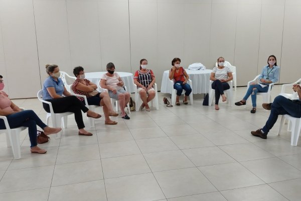 Lideran&ccedil;as femininas do cooperativismo participam de encontro na Copagril