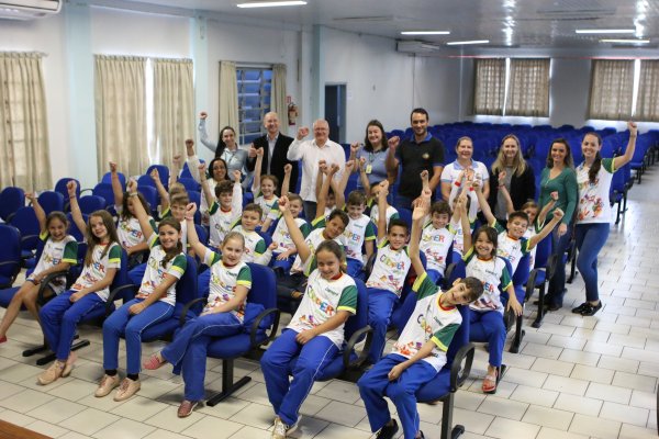Cooperjovem: semeando o cooperativismo! 