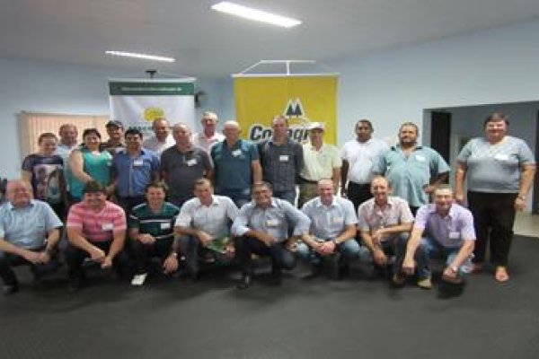 L&iacute;deres da Copagril t&ecirc;m curso sobre fidelidade cooperativa
