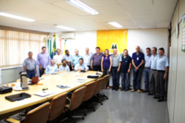 REUNI&Atilde;O DO MDA