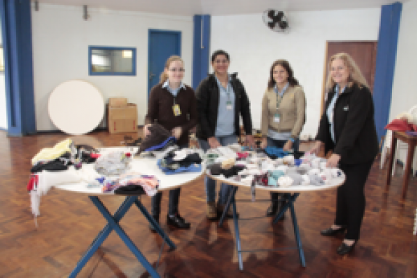 Campanha do Agasalho 2012 da AACC bate recorde de arrecada&ccedil;&atilde;o