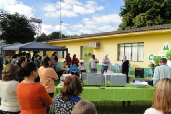 &ldquo;Conhecendo a sua unidade&rdquo; &eacute; realizada para as mulheres de Entre Rios do Oeste          
