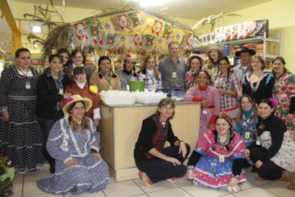 Dia de S&atilde;o Jo&atilde;o &eacute; comemorado na Copagril                              