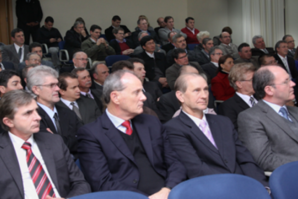 F&oacute;rum dos Presidentes das Cooperativas Paranaenses