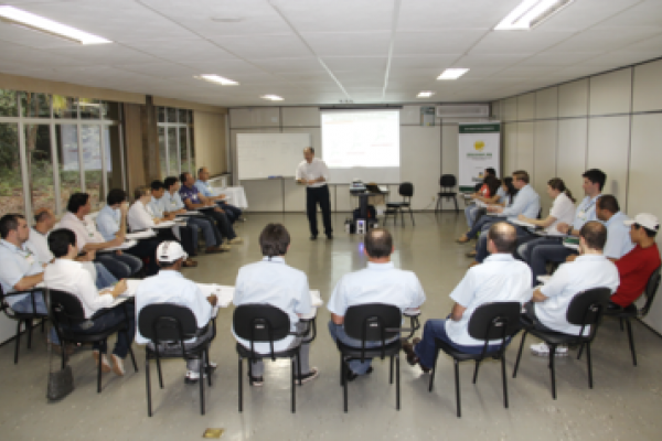 Desenvolvimento de l&iacute;deres