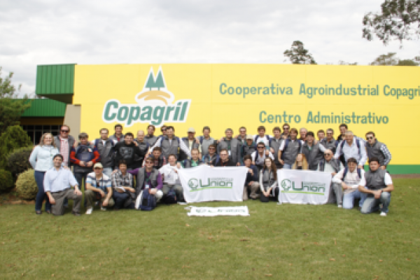 Copagril recebe visita de cooperativistas argentinos
