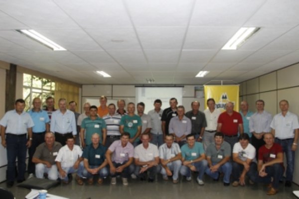 Capacita&ccedil;&atilde;o de conselheiros